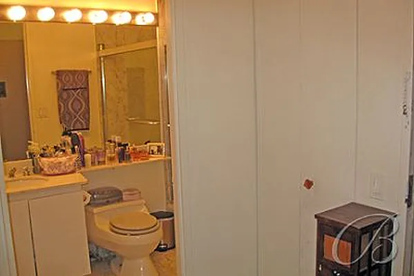 Sold by Bellmarc Realty | media 25