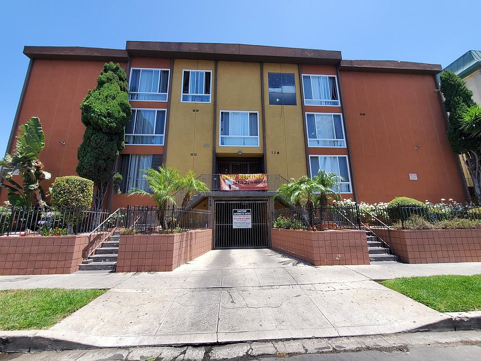 1st image of 128 S Mariposa Ave #4