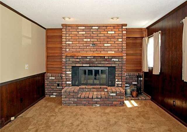 2nd image of 529 W 8th St