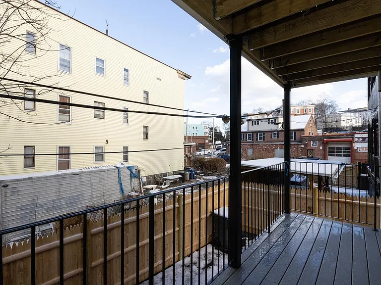 5 Tovar St #1R — Photo 10