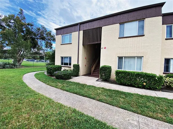 617 N Keene Rd #Q-9, Clearwater, FL 33755