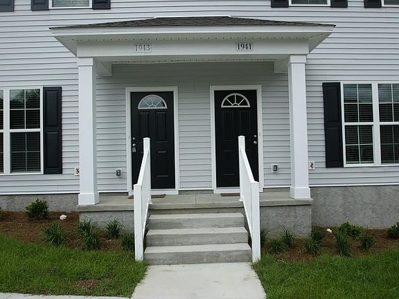 3rd image of 1941 Ann Arbor Ave
