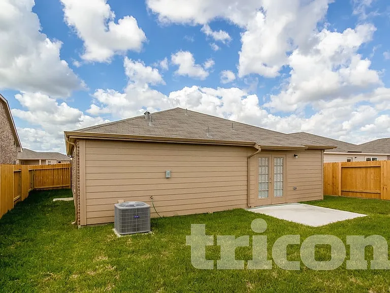 2310 Regatta Ln — Photo 23