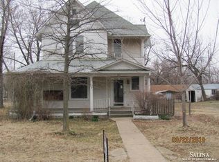 301 N Custer St, Delphos, KS 67436