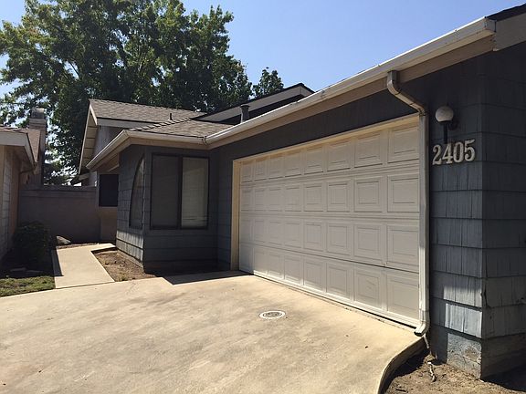 3rd image of 2405 E Parker Ct