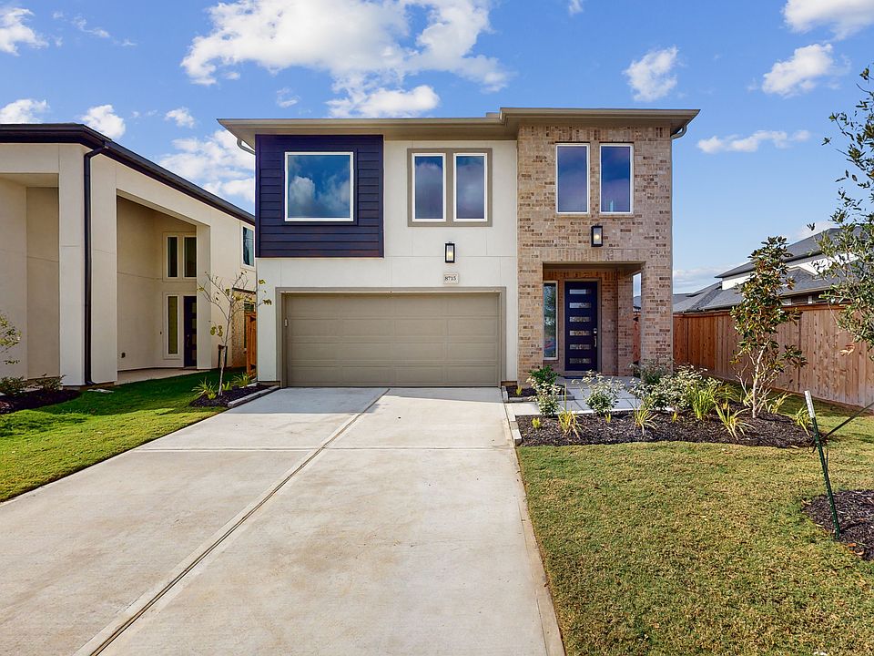 1st image of 8715 Astrebella Downs Dr