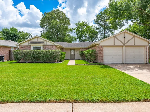2915 Early Turn Dr, Webster, TX 77598