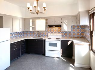 3348 N Pierce St, Milwaukee, WI 53212