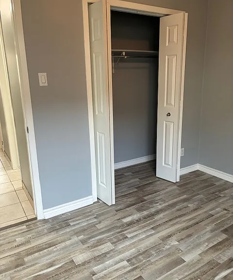 111 Conroy Cres #1 — Photo 10