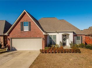 69276 Taverny Ct, Madisonville, LA 70447