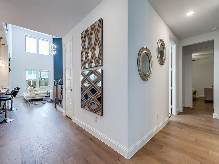 1701 Rain Lily St — Photo 2