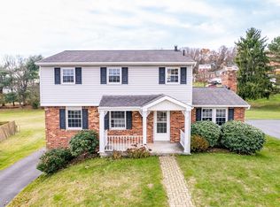 110 Edenboro Dr, Greensburg, PA 15601