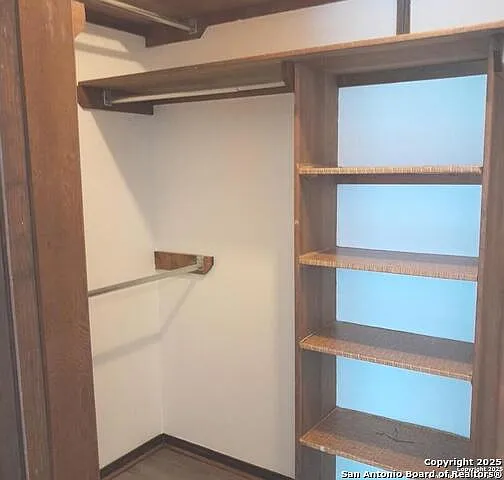 4202 W Shadow Oak Woods — Photo 13