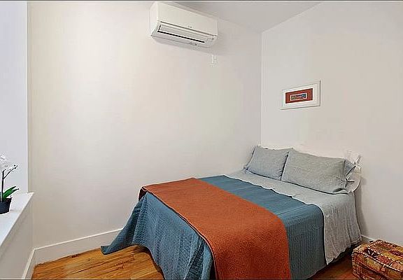3rd image of 814 Prospect Pl Unit 1F