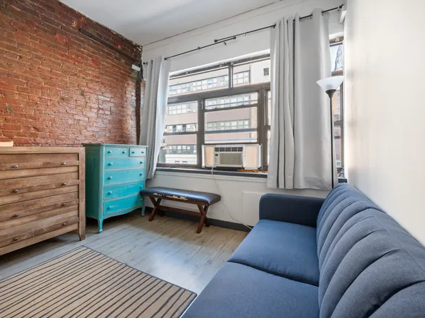 393 Eighth Avenue image 8 of 13