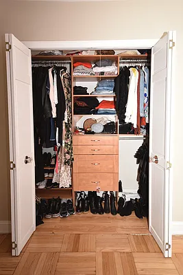 Sold by Green Line Realty | media 30