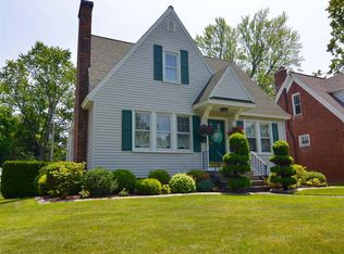 1134 Highland Park Rd, Niskayuna, NY 12309