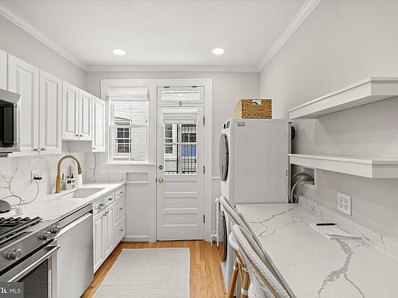 4th image of 2605 O St NW APT 3