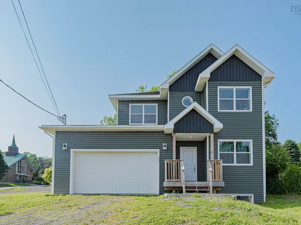 134 High St, Pictou, NS B0K 1H0