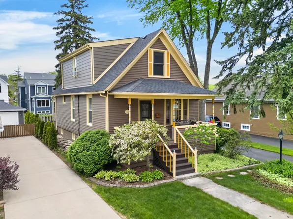 4725 Main St, Downers Grove, IL 60515