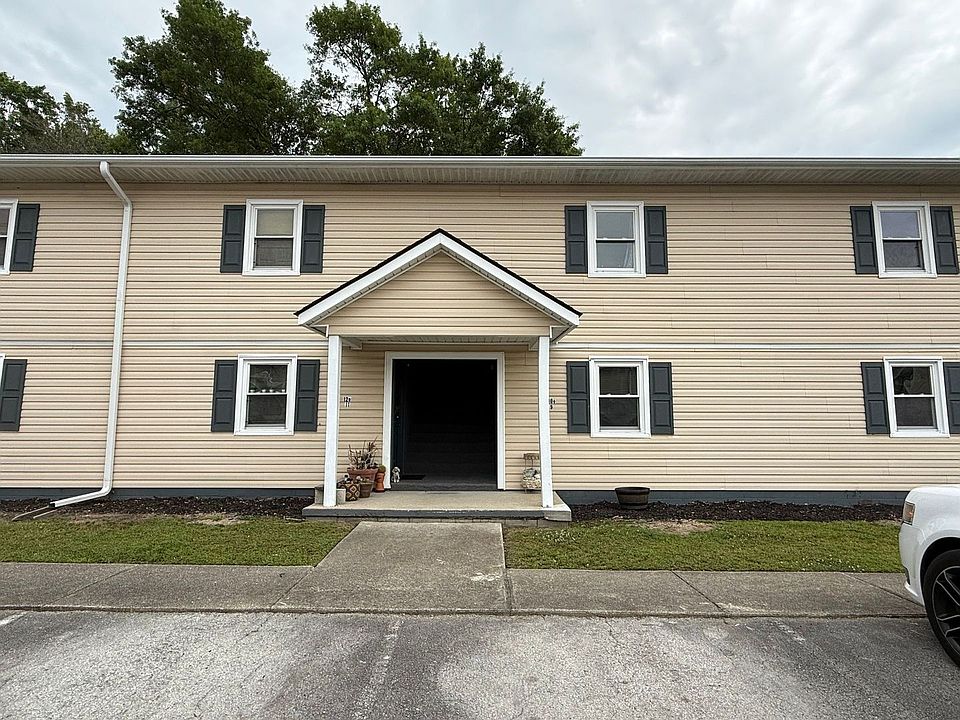 1st image of 2310 Indian Dr #9
