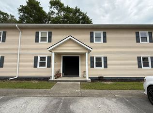 2310 Indian Dr #9, Jacksonville, NC 28546