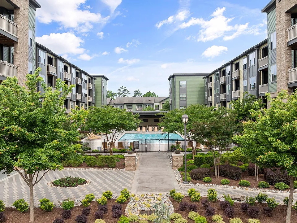 The Dakota apartments community photo
