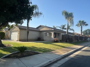 6011 Genoa Dr, Bakersfield, CA 93308