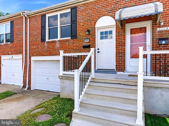 3rd image of 11112 Dora Dr
