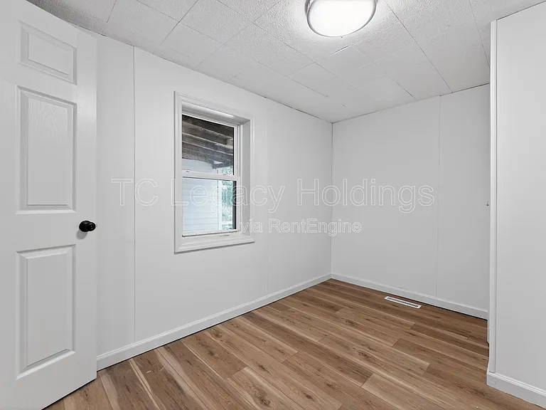 192 Fairmor Dr — Photo 15