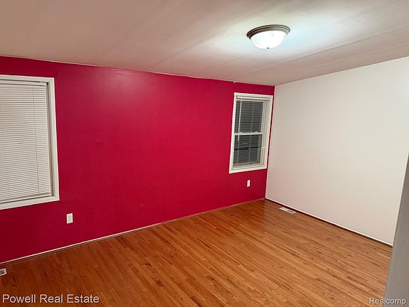 3rd image of 1798 Brentwood Dr