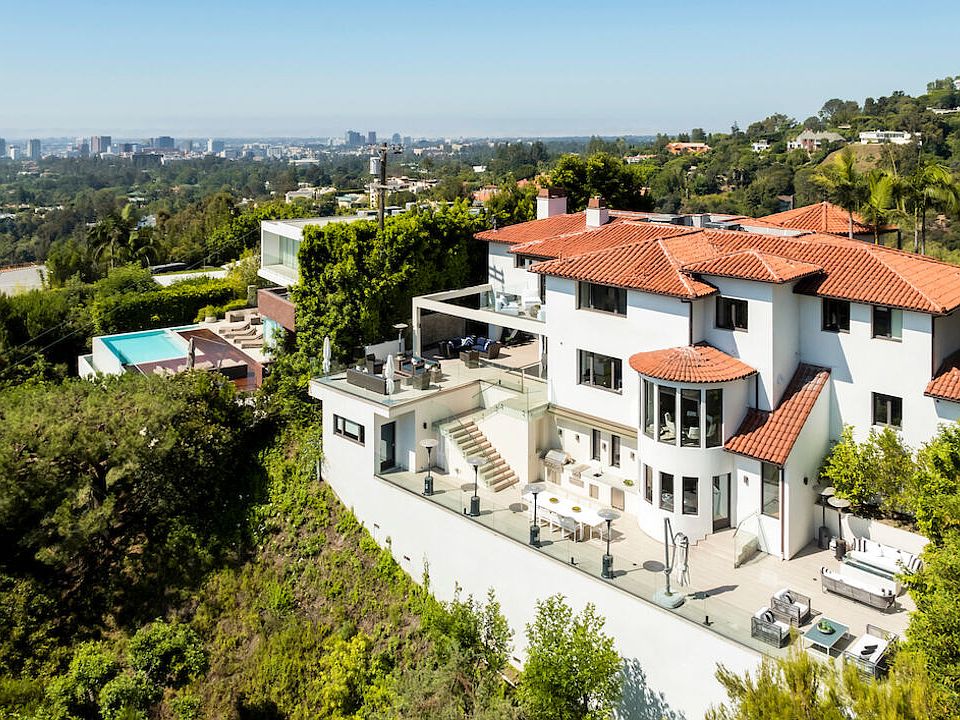 1280 Angelo Dr, Beverly Hills, CA 90210 | MLS #24-421703 | Zillow