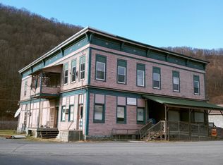 124 Newtown Rd, Riddlesburg, PA 16672