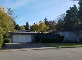 3424 77th Ave SE, Mercer Island, WA 98040