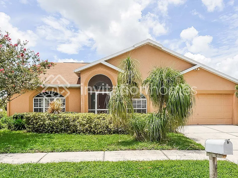10819 Capstan Lake Dr