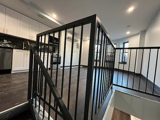 Rented by Delmark Realty LLC | media 56