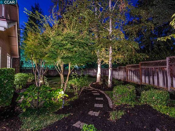 5th image of 1886 Chaparro Ct
