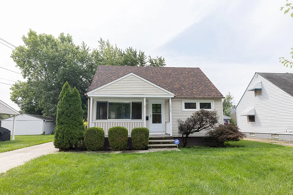 4 bed, 1131 sqft, $2,500 — Photo 1