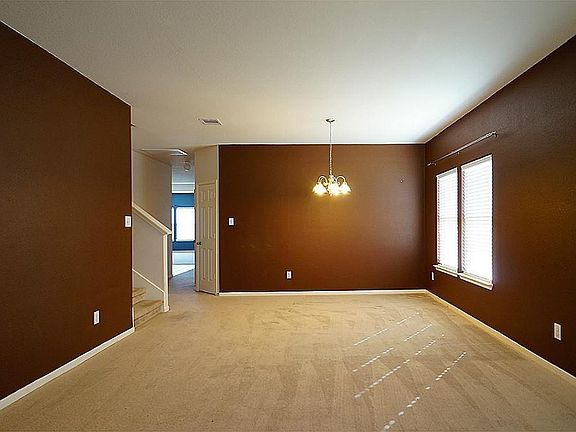 3rd image of 14443 Pennland Ln
