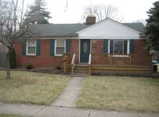 9841 Merriman Rd, Livonia, MI 48150