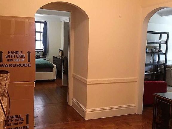 3rd image of 585 W End Ave #10D