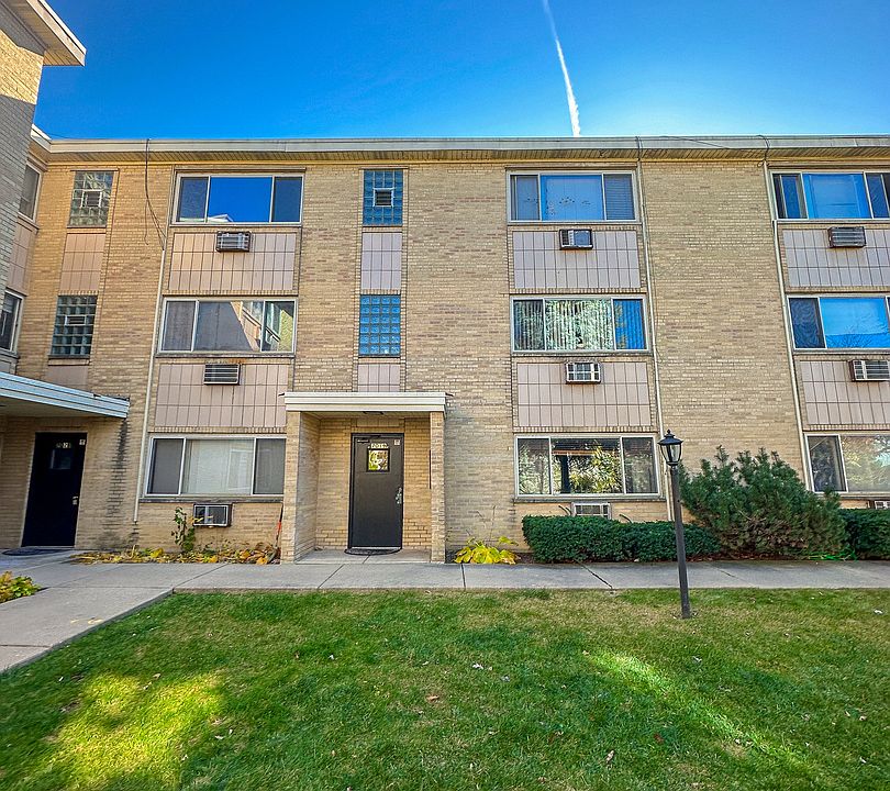 1st image of 7019 N Ridge Blvd APT 3D