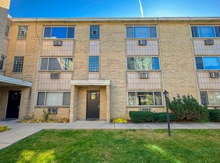 7019 N Ridge Blvd APT 3D, Chicago, IL 60645