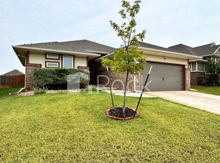 8329 NW 161st Ter, Edmond, OK 73013