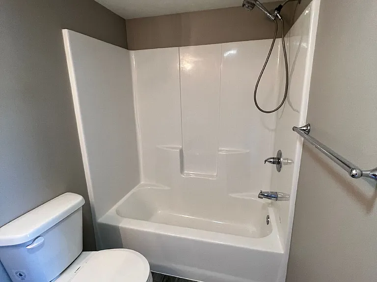 315 Sunrise Cv — Photo 15