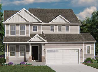 N117W7165 Oakmont Dr, Cedarburg, WI 53012