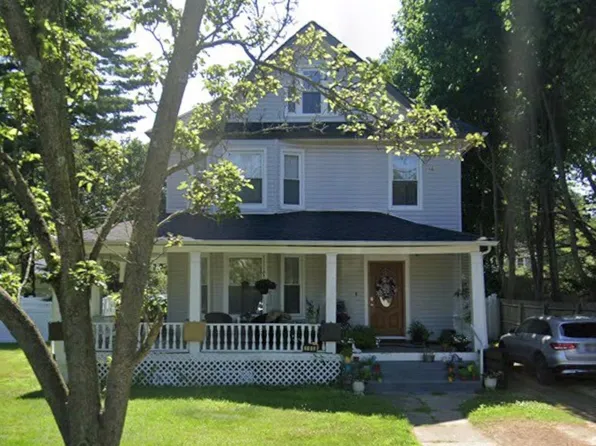 161 wallace st, Freeport, NY 11520