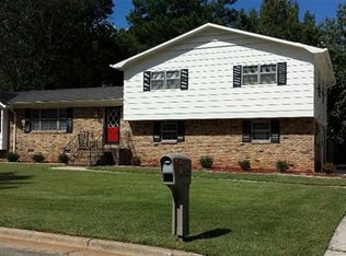 1111 Chestnut Rd NW, Huntsville, AL 35816