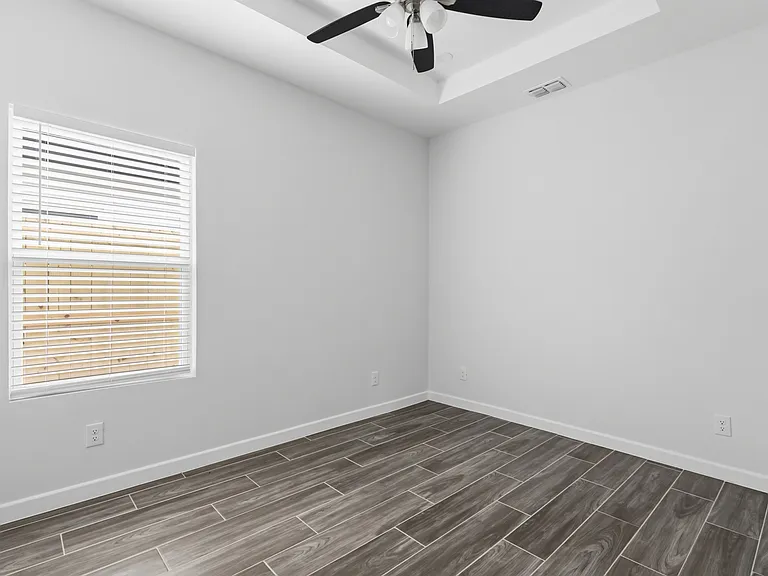 2904 S Links Dr #3 — Photo 14