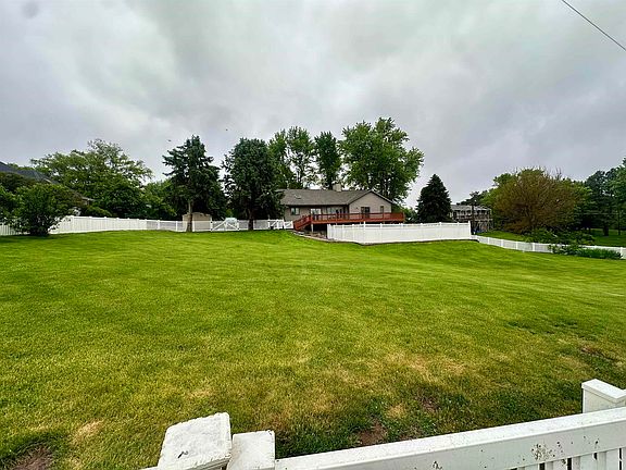 2nd image of 5000 W Cottonwood Cv